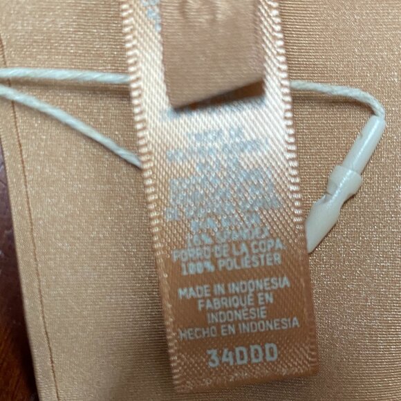 NWT! SKIMS Ultimate Collection Push Up Plunge Bra Size 34DDD - Picture 2 of 4